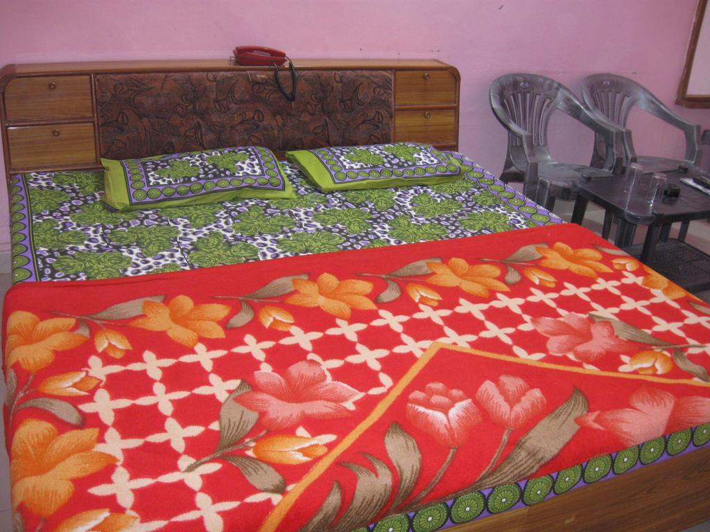 Hotel Shiv Ganga Rishīkesh Habitación foto