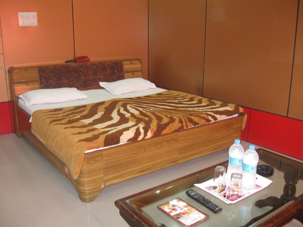Hotel Shiv Ganga Rishīkesh Habitación foto